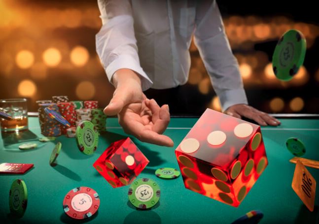 The Psychology of Gambling: Why We Love to Gamble